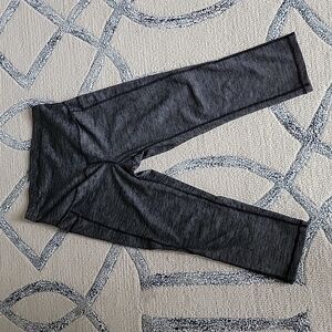 Old Navy Active Maternity Leggings Capri